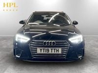 Używany Audi A4 S-Line 150 KM (110 kW) 2019 Czarny Kombi