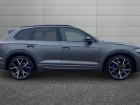Used VW Touareg R 462 HP (339 kW) 2025 Silicon grey SUV