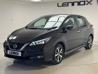 Begagnad Nissan Leaf Acenta 110 kW (150 HK) 2021 Svart Halvkombi