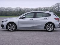 Used BMW 118 Comfort Edition 136 HP (100 kW) 2021 Silver Hatchback