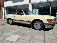 Used Mercedes SL280 185 HP (136 kW) 1984 Cream Cabriolet