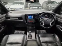 Used Mitsubishi Outlander P-HEV 2018 Silver SUV
