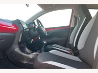 Used Toyota Aygo x-style 69 HP (50 kW) 2017 Red Hatchback