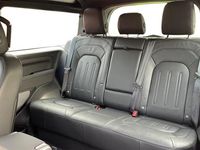 Używany Land Rover Defender SE 300 KM (220 kW) 2021 Zielony SUV