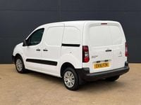 Used Citroën Berlingo 90 HP (66 kW) 2016 White MPV