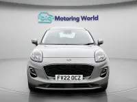 Usado Ford Puma Titanium 125 HP (91 kW) 2022 Prateado SUV