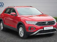 Used VW T-Roc Life 150 HP (110 kW) 2023 Red SUV