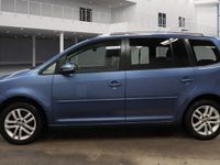 Used VW Touran SE 105 HP (77 kW) 2015 Caribbean blue MPV