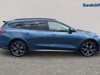 Used Ford Focus Active X 155 HP (114 kW) 2023 Blue Estate