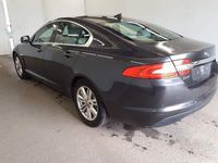 Usado Jaguar XF Luxury 163 HP (119 kW) 2013 Cinzento Sedan