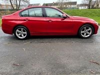 Used BMW 320 2013 Red Sedan