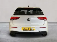 Używany VW Golf VIII S 150 KM (110 kW) 2022 Biały Hatchback