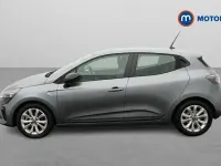 Used Renault Clio Evolution 143 HP (105 kW) 2025 Hatchback