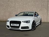 Begagnad Audi A5 Black Edition 272 HK (200 kW) 2015 Vit Sportkupé