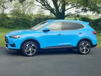 Używany MG HS Trophy 169 KM (124 kW) 2024 Niebieski SUV
