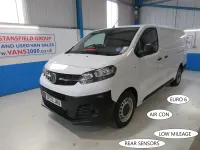 Used Vauxhall Vivaro 100 HP (73 kW) 2023 White MPV
