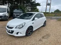 Used Vauxhall Corsa 205 HP (150 kW) 2014 White Hatchback