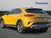 Usado Kia XCeed Start 118 HP (86 kW) 2021 Amarelo SUV