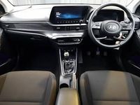 Used Hyundai i20 Premium 100 HP (73 kW) 2024 Red Hatchback