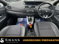 Used Renault Scénic III Dynamique 110 HP (80 kW) 2013 Red MPV