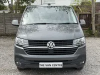 Używany VW Transporter Highline 150 KM (110 kW) 2021 Szary Van
