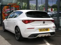 Used Cupra Leon 150 HP (110 kW) 2024 White Hatchback