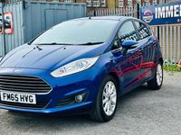 Usado Ford Fiesta Titanium 2016 Azul Citadino