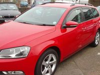 Used VW Passat S 140 HP (102 kW) 2014 Red Estate