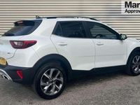 Used Kia Stonic GT-Line 100 HP (73 kW) 2024 White SUV