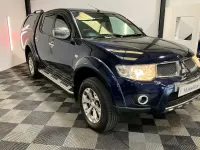 Second-hand Mitsubishi L200 176 CP (129 kW) 2011 Albastru Pickup
