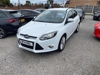 Used Ford Focus Zetec 125 HP (91 kW) 2014 White Hatchback