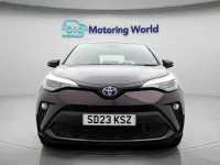 Used Toyota C-HR 122 HP (89 kW) 2023 Purple SUV