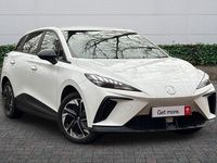 Used MG MG4 EV SE 125 kW (170 HP) 2023 White Hatchback