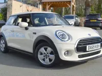 Used Mini Cooper Classic 136 HP (100 kW) 2019 White Hatchback