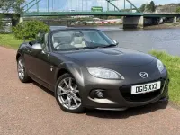 Usado Mazda MX5 Edition 126 HP (92 kW) 2015 Cinzento Cabrios