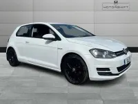 Begagnad VW Golf VII S 110 HK (80 kW) 2014 Vit Halvkombi