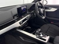 Used Audi A4 S-Line 150 HP (110 kW) 2023 White Sedan