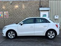 Used Audi A1 Sportback Design 116 HP (85 kW) 2015 White Hatchback