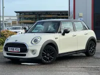 Used Mini Cooper D Hatch 116 HP (85 kW) 2018 White Hatchback