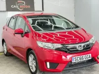 Used Honda Jazz SE 102 HP (75 kW) 2016 Red Hatchback