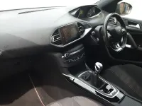 Used Peugeot 308 GT-line 130 HP (95 kW) 2019 Blue Hatchback