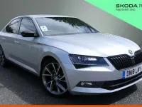 Used Skoda Superb 140 HP (102 kW) 2018 Brilliant silver metallic Hatchback