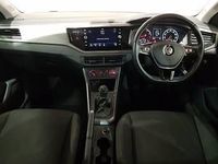 Used VW Polo SE 95 HP (69 kW) 2019 Red Hatchback