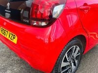 Used Peugeot 108 Allure 67 HP (49 kW) 2017 Red Hatchback