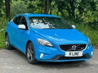 Used Volvo V40 R-Design 115 HP (84 kW) 2014 Blue Hatchback