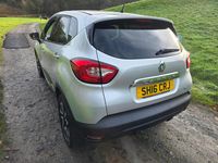 Used Renault Captur Dynamique 90 HP (66 kW) 2016 Silver SUV