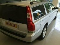 used Volvo V70 2.4