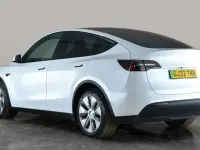 Used Tesla Model Y Long Range AWD 378 kW (514 HP) 2022 White SUV
