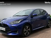 Used Toyota Yaris Design 116 HP (85 kW) 2024 Juniper blue (metallic paint) Hatchback