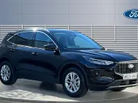 Usado Ford Kuga Titanium 150 HP (110 kW) 2025 Preto SUV